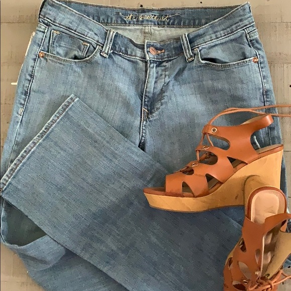 Old Navy Denim - Sweetheart blue demin 6 short